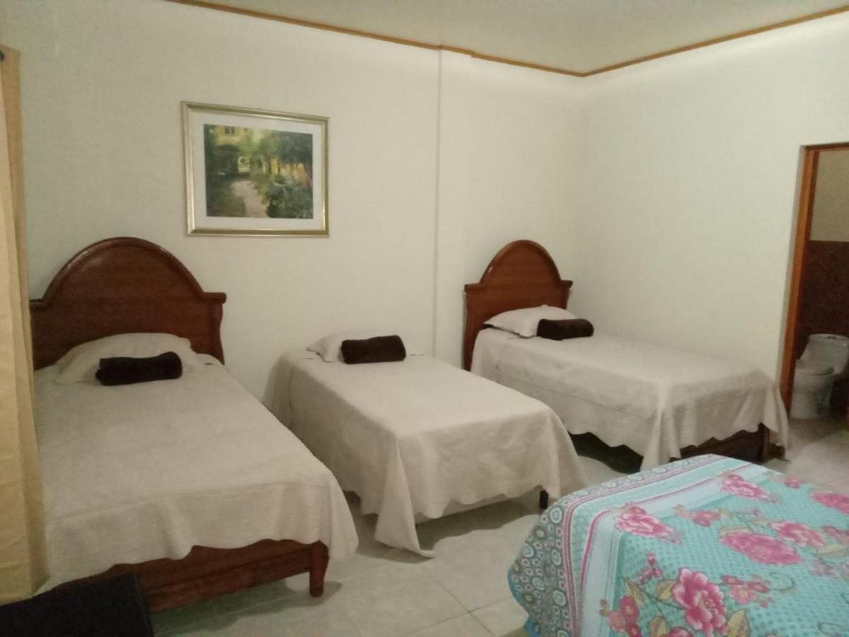Apart Hotel Acuarious De Luis Estelí 外观 照片