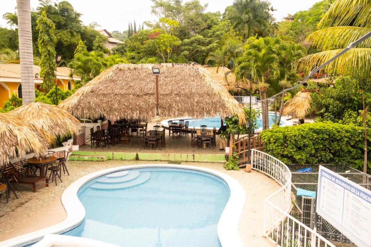 Apart Hotel Acuarious De Luis Estelí 外观 照片